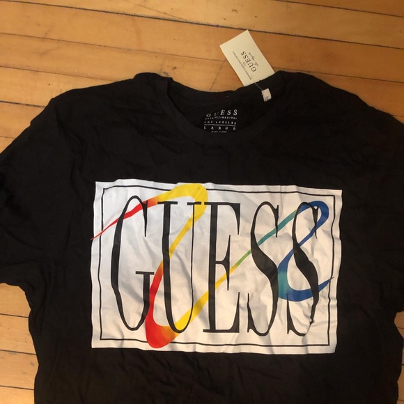 Guess nightclub t-shirt - Picture 3 of 3